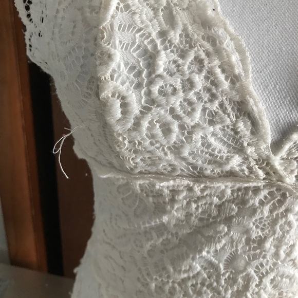 Lace bebe top - Picture 4 of 4